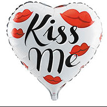 KISS ME BALLOON