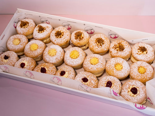 21 Fresh Cream Mini Donut Cakes